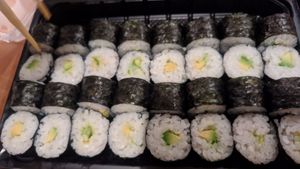 avocado maki at EverGreen Sushi in Zagreb