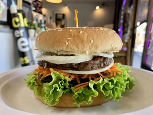 Vegan Burger w/ Thousand Island at Cafe Circle in Riverside