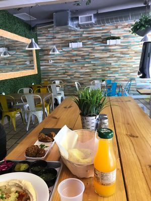 Clean and modern design at The Hummus House in Fort Lauderdale