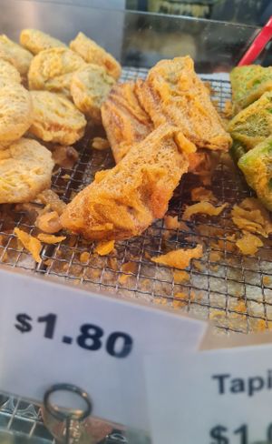 3 in 1 ~ yam,  sweet potato & sweet cake ~ 11/6/22 at Million Star Fried Banana 萬星炸香蕉 in East Singapore