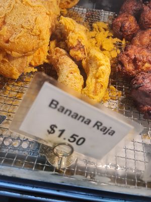 Banana Raja ~ 11/6/22 at Million Star Fried Banana 萬星炸香蕉 in East Singapore