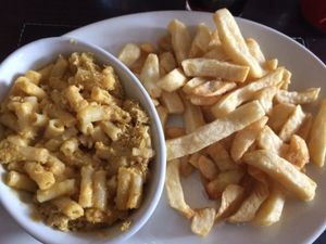 The best vegan macaroni cheese & chips I’ve tasted  at The Courie Inn in Killin