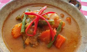 Vegan Curry with homemade curry paste at Mahob Buos - Siem Reap in Siem Reap