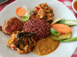 succulent mixed of our dishes  at Mahob Buos - Siem Reap in Siem Reap