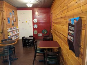 Kid Friendly Dining at Polymath Educational Cafe in Marshfield