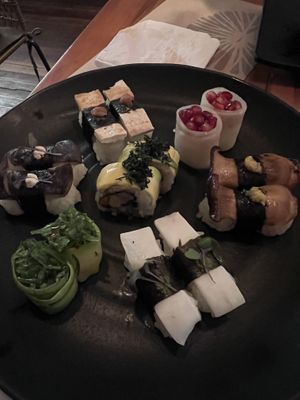 Os sushis do rodízio   at Sushimar Vegano in Sao Paulo