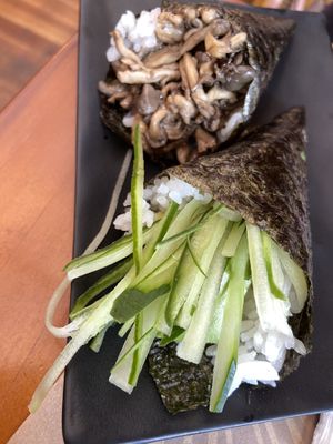 Avocado / cucumber and shimeji temakis  at Sushimar Vegano in Sao Paulo