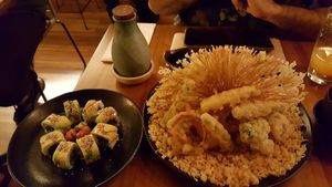 Tempura and aspargus sushi at Sushimar Vegano in Sao Paulo