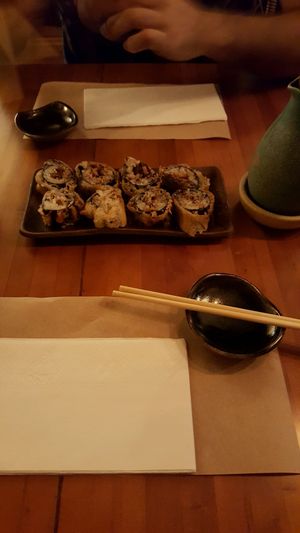 Shimeji hot rolls at Sushimar Vegano in Sao Paulo