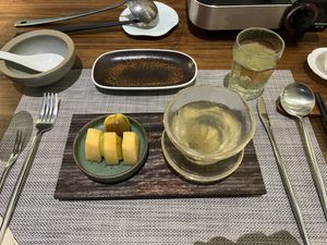 First course - fruit, 2 teas  at Qian Yue Ming in Chongqing