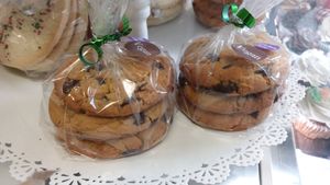 Vegan cookies at Angelic Desserts in Naples