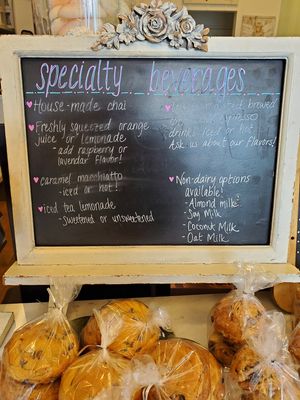 Menú at Angelic Desserts in Naples