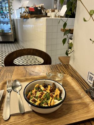 Jack’s Bowl  at Wild & The Moon - Opéra in Paris