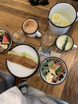 Smoothie Bowls, Cheese Sandwich, Hot Drinks   at Wild & The Moon - Opéra in Paris