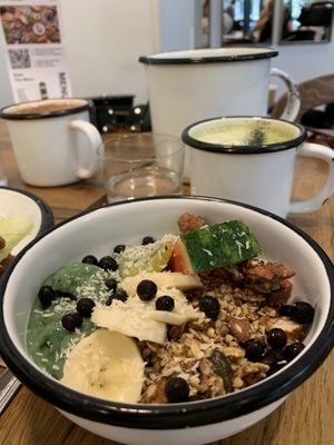 Matcha Smoothie Bowl   at Wild & The Moon - Opéra in Paris