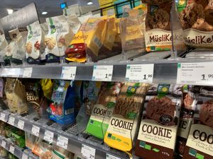 cookies ;) at denn's Biomarkt - Hasenheide in Berlin