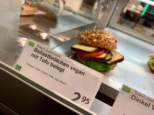 vegan bread roll / sandwich at denn's Biomarkt - Hasenheide in Berlin