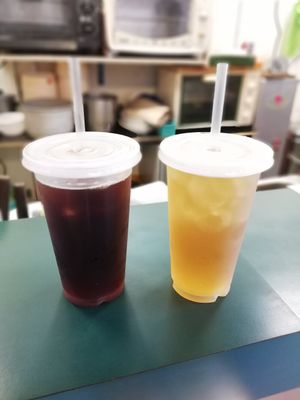 Black Tea and Green Tea at Shi Shu Yi Li Italian Pasta in Tainan