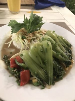 Bok Choy and mushrooms 🍄 😋 at Mai Jo Restaurant in Phu Quoc
