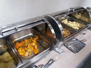 Buffet selection at Mei Gui Yuan 梅貴緣 in Kowloon