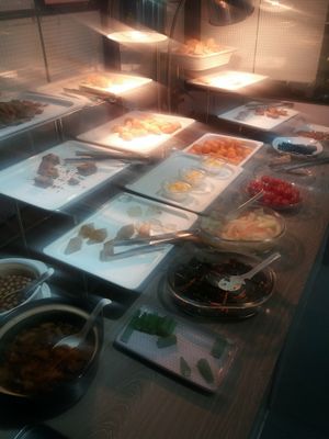 More buffet choice at Mei Gui Yuan 梅貴緣 in Kowloon
