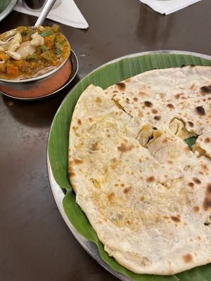 Bread and vegan curry  at Shanmugas in Colombo