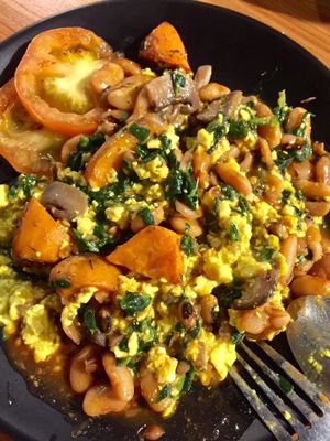 Big Breakfast Mix - tomato slices, sweet potato cubes, tofu scramble, sautéed mushrooms, baked beans, dark green cooked veggies  at Soul ALife in Central Singapore