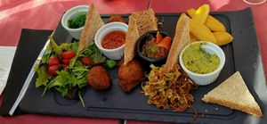 Vegan entrée share plate at Le Petit Chamois in Isola