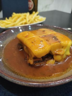 Francesinha at Casanova in Porto