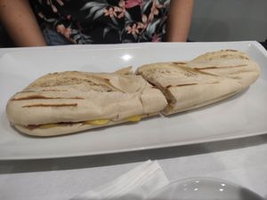 Cachorro misto at Casanova in Porto