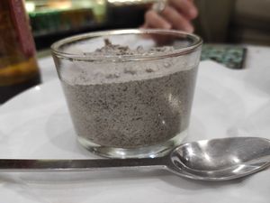 Mousse de Oreo vegan at Casanova in Porto