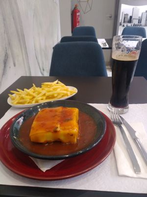 Francesinha at Casanova in Porto
