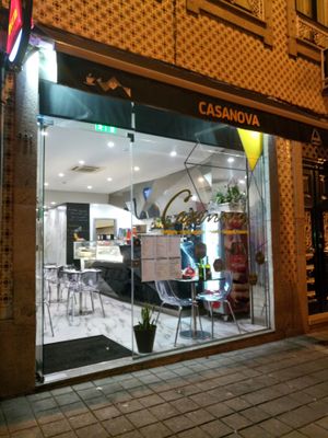 Outside at night at Casanova in Porto