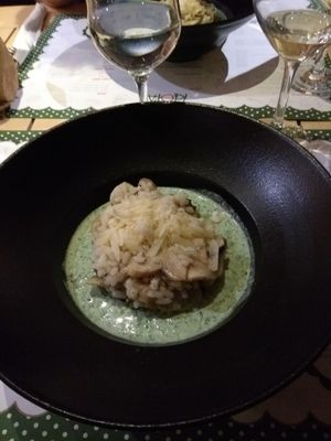 Risotto with creamy spinach sauce and mushrooms at Klopa in Sarajevo