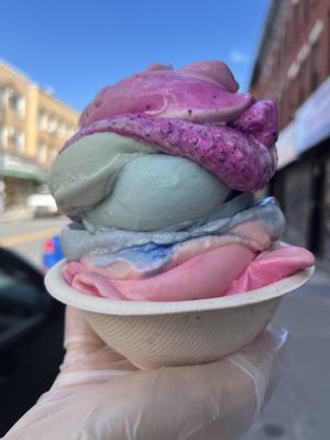 Raw vegan sugar free banana whip better than ice cream   at Happy Zoe Vegan Bakery in Brooklyn