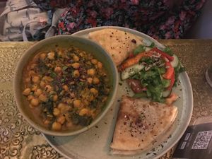 Aunty Esi - Curried Chickpeas with Roti Style Bread at Comptoir V in North West London