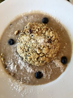 banana and date crumble at Comptoir V in North West London