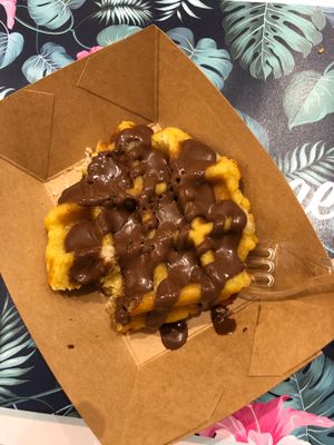 Waffle Cookie w/ Hot Chocolate Sauce at The Vurger in Valencia