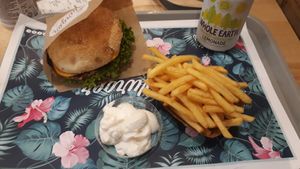 Burger menu at The Vurger in Valencia