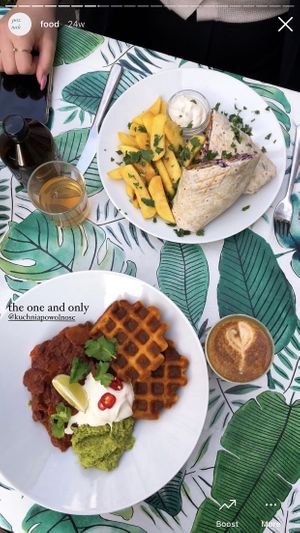 chilli sin carne and veggie burrito   at Kuchnia PoWolność in Poznan