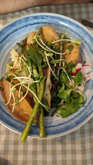 Talerz wiosenny at Kuchnia PoWolność in Poznan