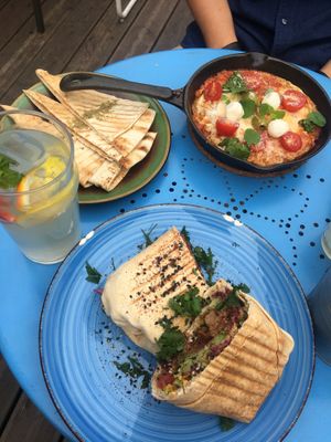 Wrap i szakszuka at Kuchnia PoWolność in Poznan