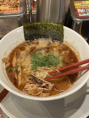 Vegan ramen with garlic oil at Kyushu Jangara Ramen - Ginza in Tokyo