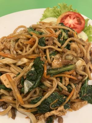 Noodles and tofu  at Mie Panjang Umur in Malang