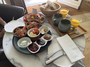 Yolo Breakfast   at Plant B in Antwerpen