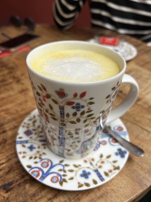 Kurkuma latte  at Plant B in Antwerpen