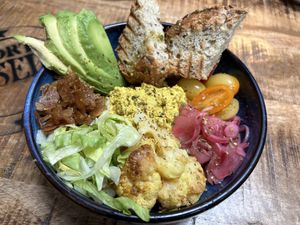 Breakfast bowl  at Plant B in Antwerpen