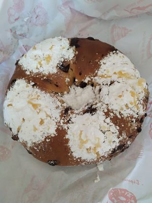Bolo rei de chocolate at Padoca Vegan - Fábrica in Vila Nova De Gaia