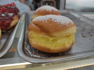 Bola de Berli at Padoca Vegan - Fábrica in Vila Nova De Gaia