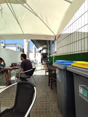 Outside patio at Padoca Vegan - Fábrica in Vila Nova De Gaia